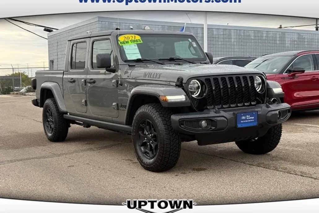 2021 Jeep Gladiator Willys photo 1
