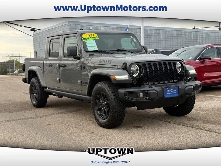2021 Jeep Gladiator Willys photo 1
