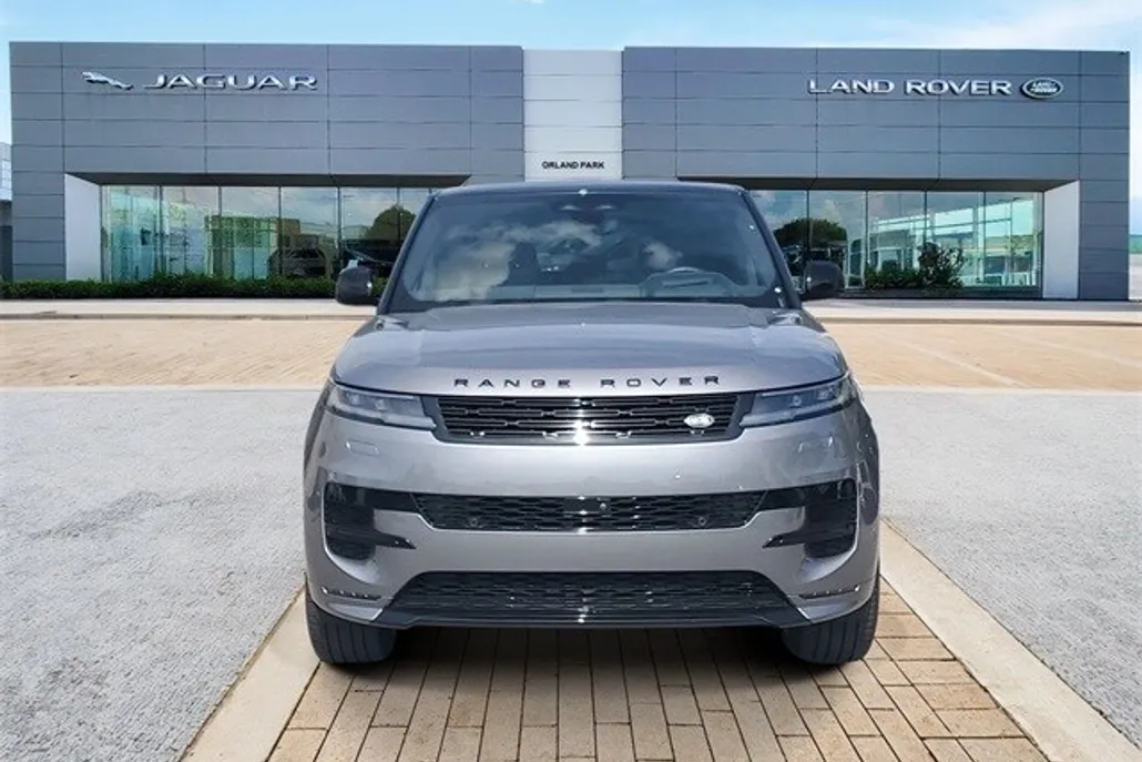 2025 Land Rover Range Rover Sport SE photo 1