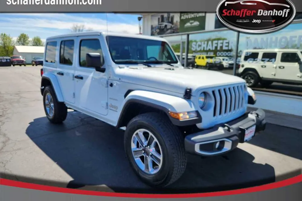 2023 Jeep Wrangler Sahara photo 1