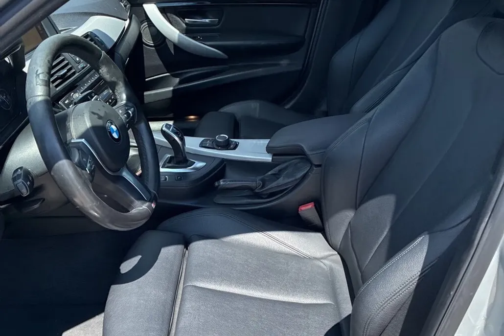 2017 Bmw 340i Sedan photo 1