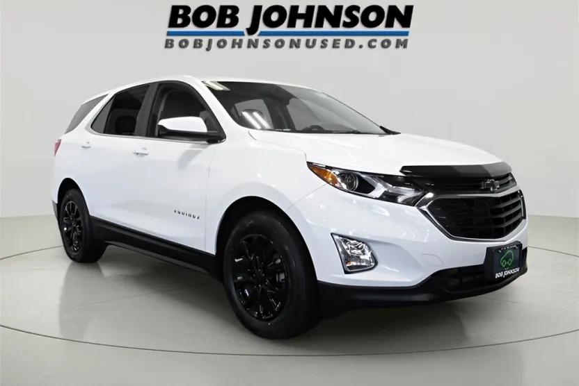 2021 Chevrolet Equinox LT photo 1