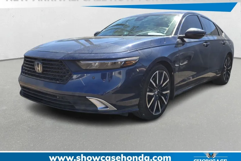 2024 Honda Accord Hybrid Touring photo 1