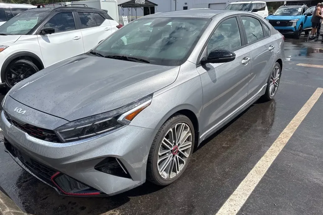 2024 Kia Forte GT photo 1