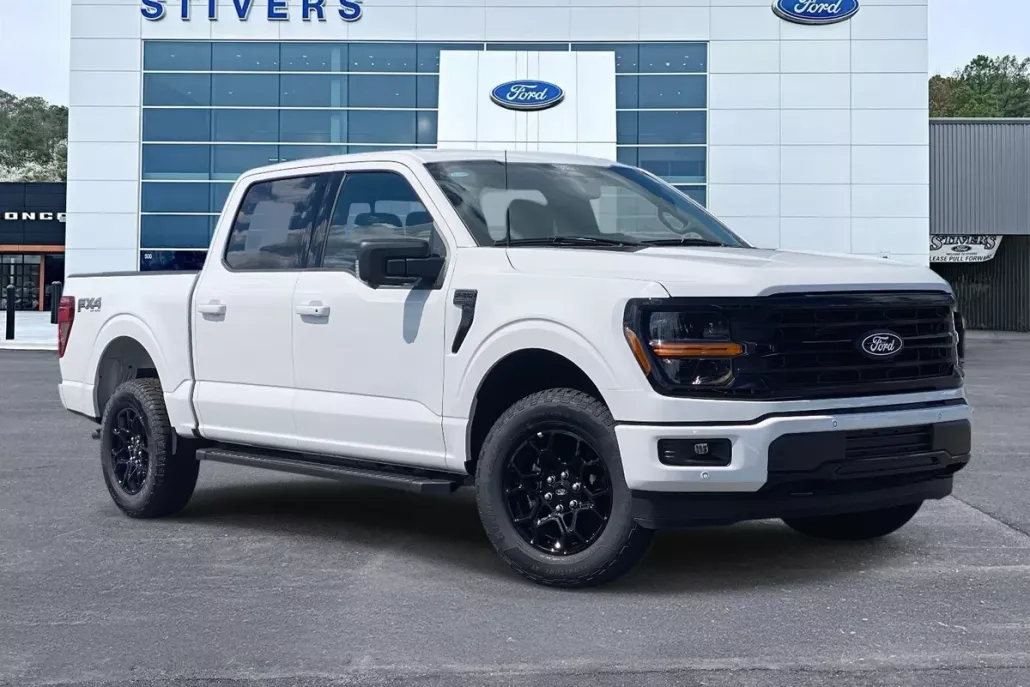 2025 Ford F-150 XLT photo 1