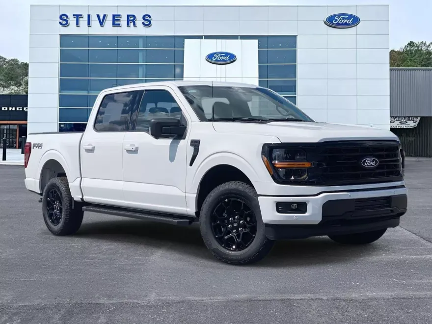 2025 Ford F-150 XLT photo 1