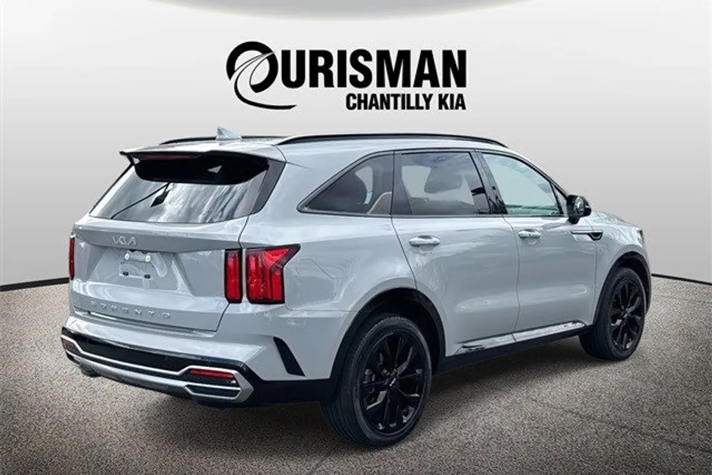 2022 Kia Sorento SX photo 1