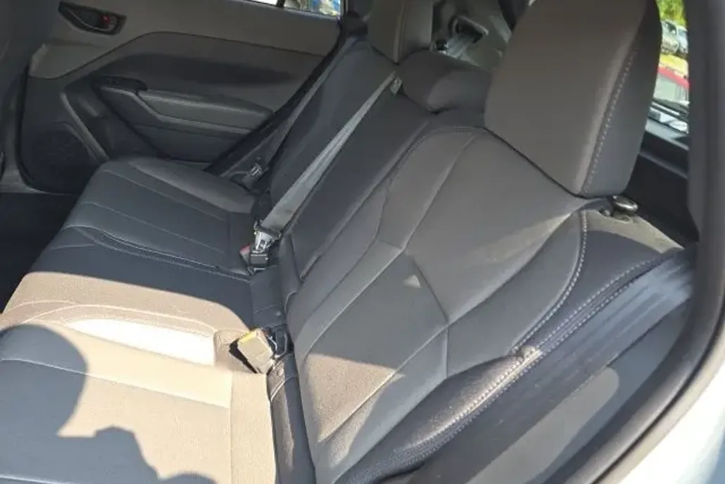 2025 Subaru Crosstrek Premium photo 1
