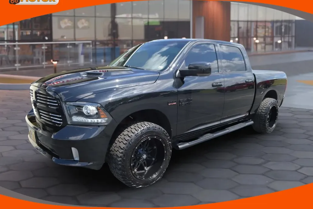 2017 Ram 1500 Sport photo 1