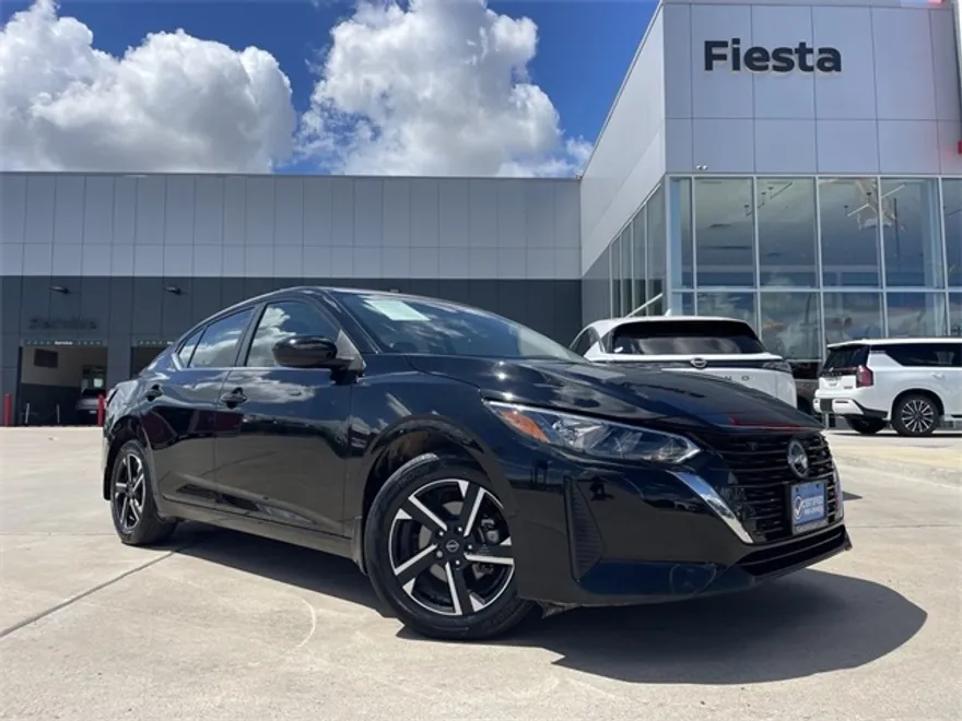 2024 Nissan Sentra SV photo 1