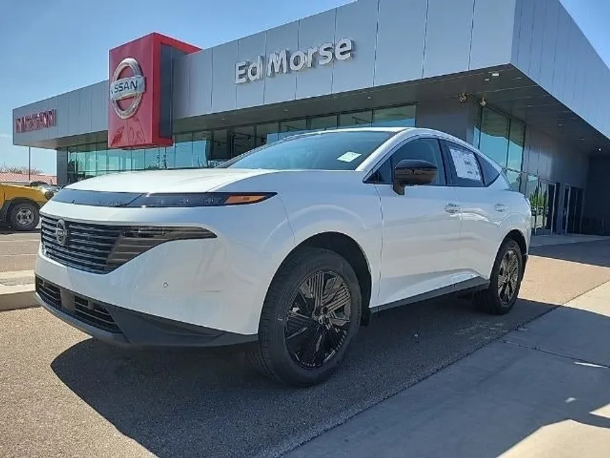 2025 Nissan Murano SV photo 1