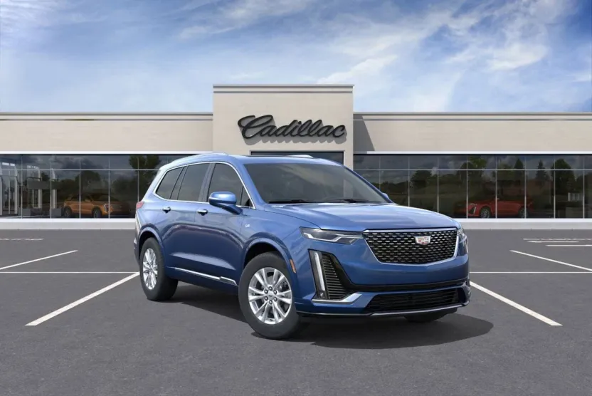 2025 Cadillac XT6 Luxury photo 1