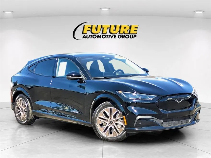 2024 Ford Mustang Mach-E Premium photo 1