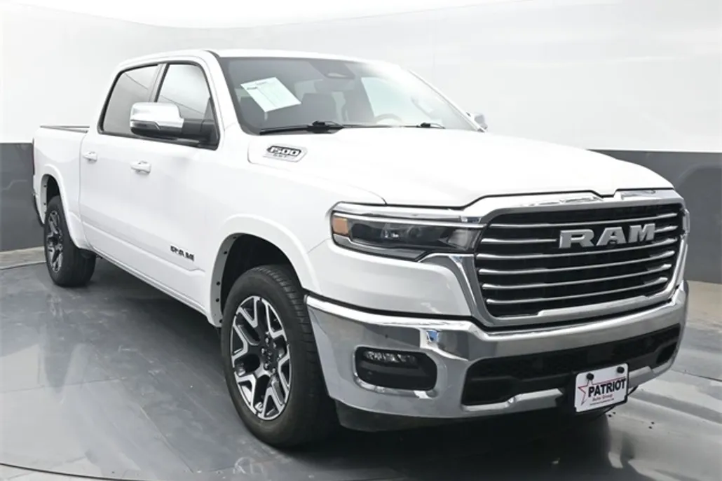 2025 Ram 1500 Laramie photo 1