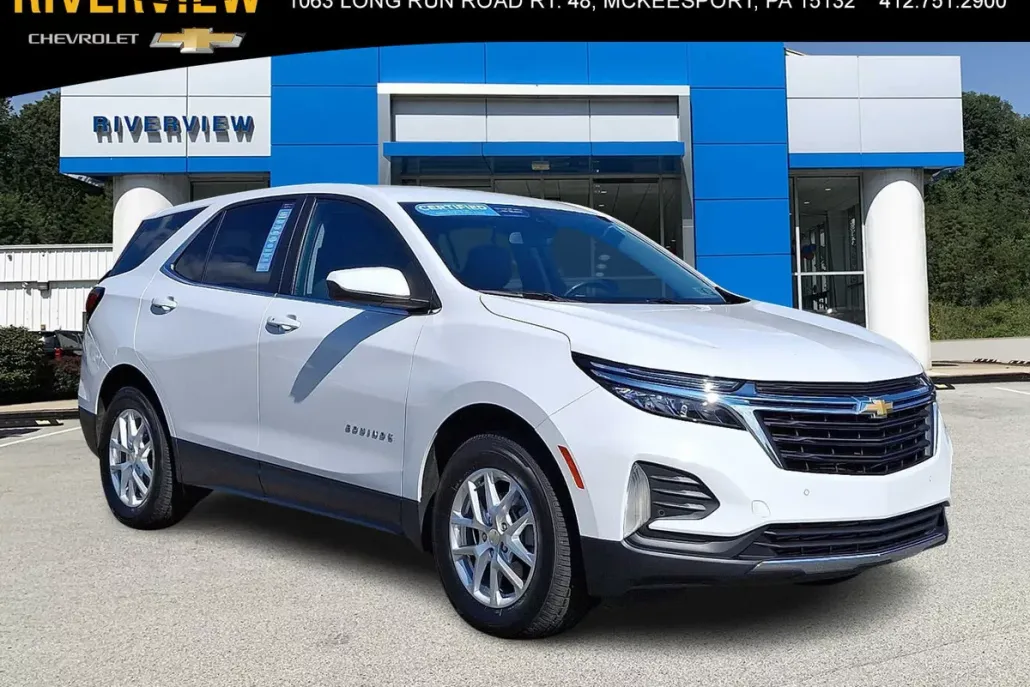 2022 Chevrolet Equinox LT photo 1