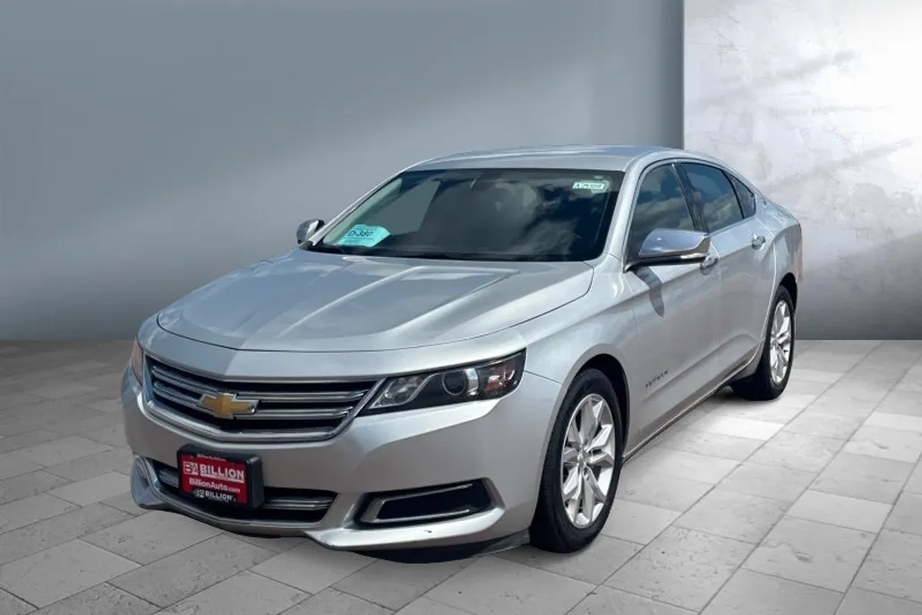2016 Chevrolet Impala 1LT photo 1