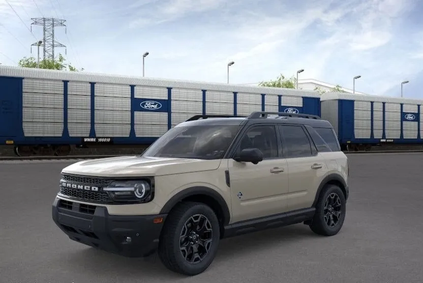 2025 Ford Bronco Sport Outer Banks photo 1