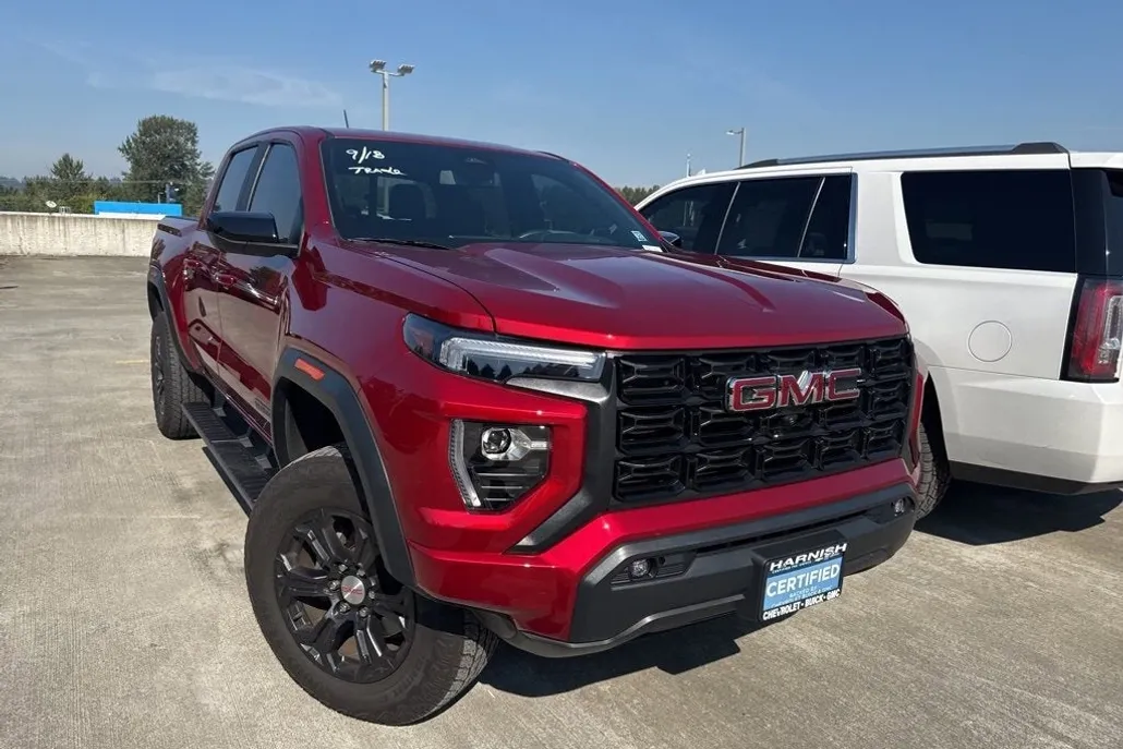 2023 Gmc Canyon Elevation photo 1