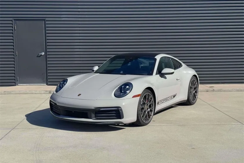 2024 Porsche 911 S photo 1