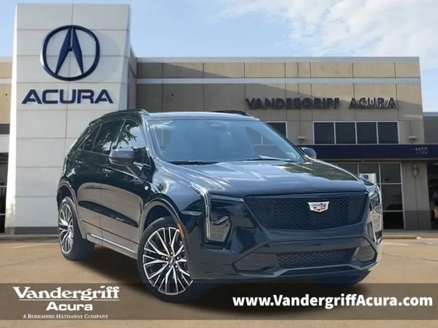 2024 Cadillac XT4 Sport photo 1