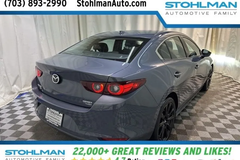 2022 Mazda Mazda3 Premium Plus photo 1