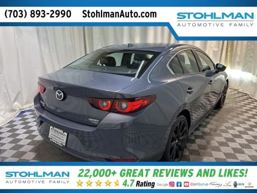 2022 Mazda Mazda3 Premium Plus photo 1