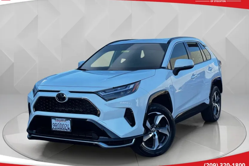 2025 Toyota RAV4 Hybrid SE photo 1