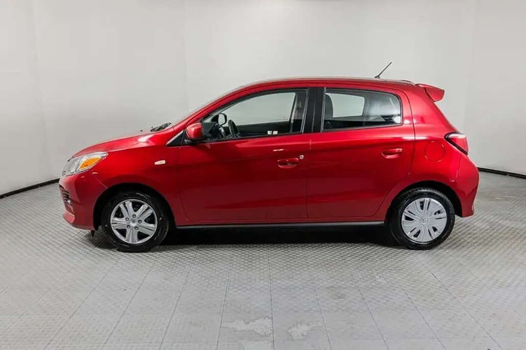 2024 Mitsubishi Mirage ES LE photo 1