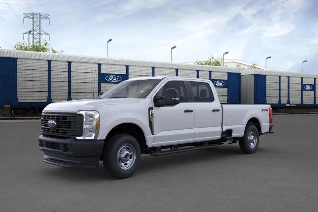 2025 Ford F-250 photo 1