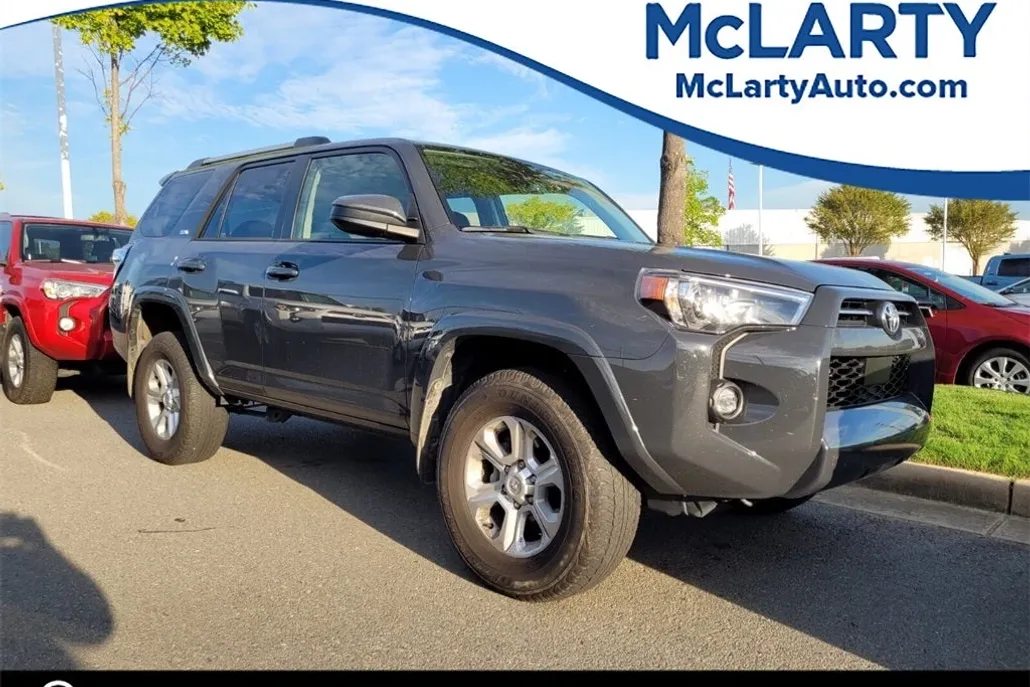 2024 Toyota 4Runner SR5 photo 1