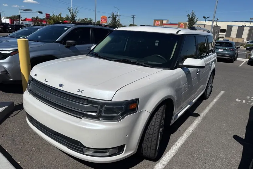 2019 Ford Flex Limited photo 1