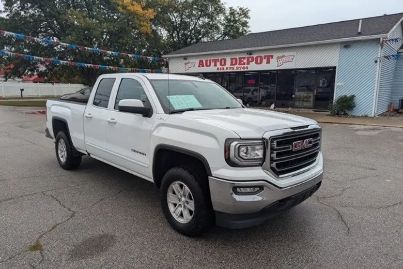 2018 Gmc Sierra 1500 SLE photo 1