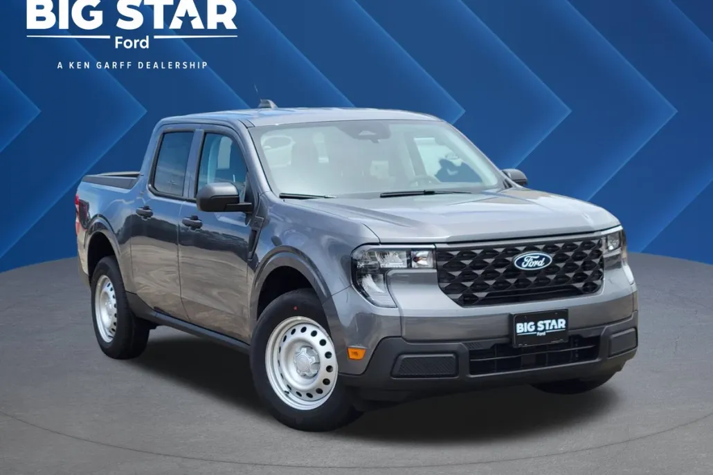 2025 Ford Maverick XL photo 1