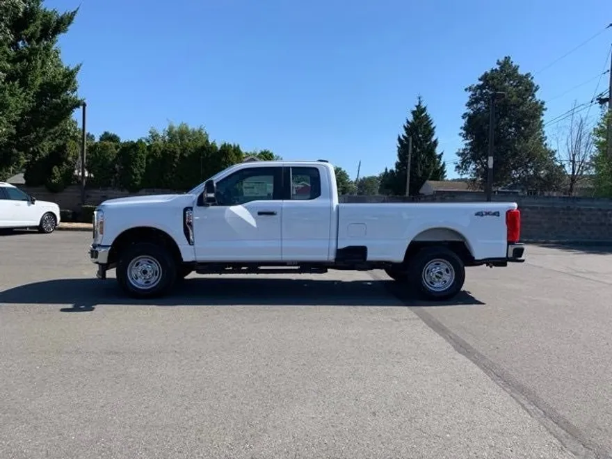 2026 Ford F-250 photo 1