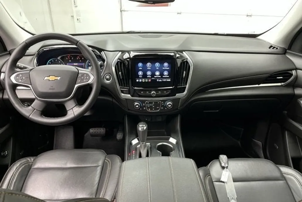 2020 Chevrolet Traverse Leather photo 1