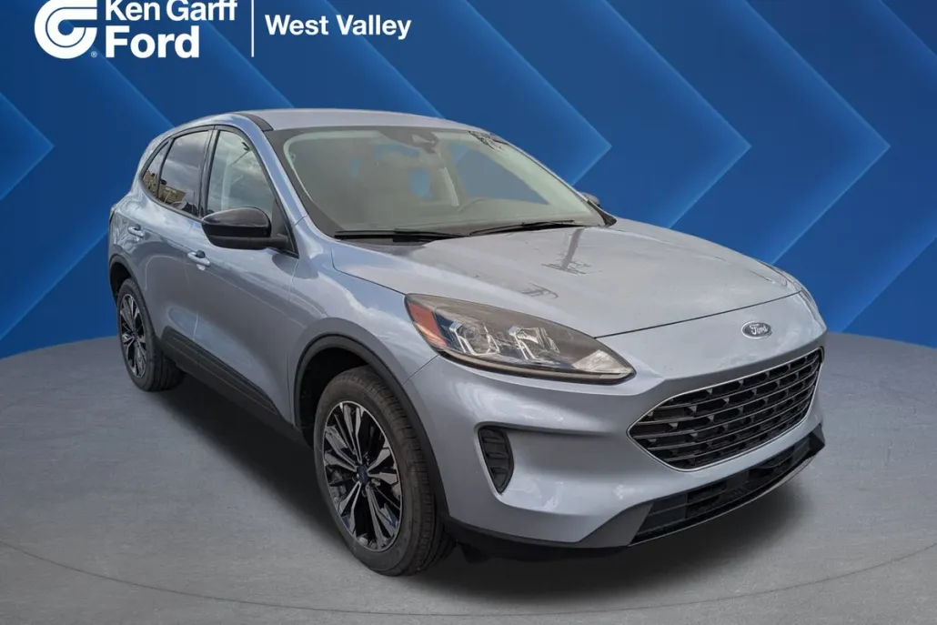 2022 Ford Escape SE photo 1