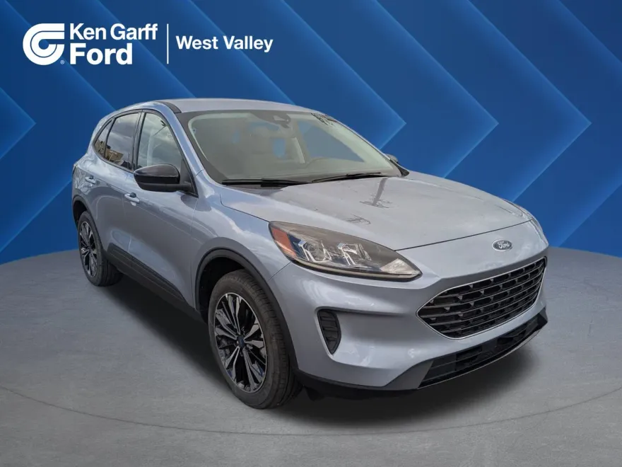 2022 Ford Escape SE photo 1