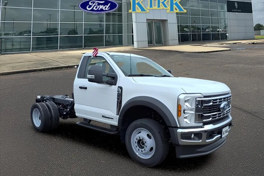 2025 Ford F-450 XL photo 1