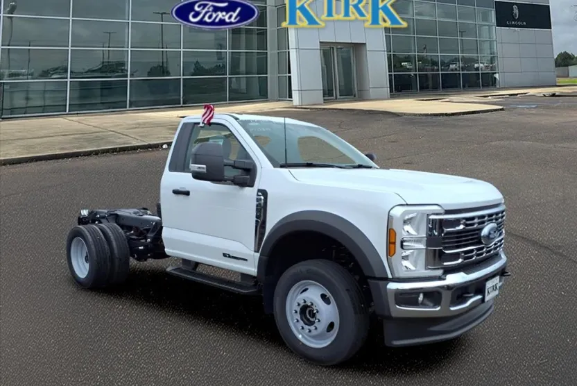 2025 Ford F-450 XL photo 1