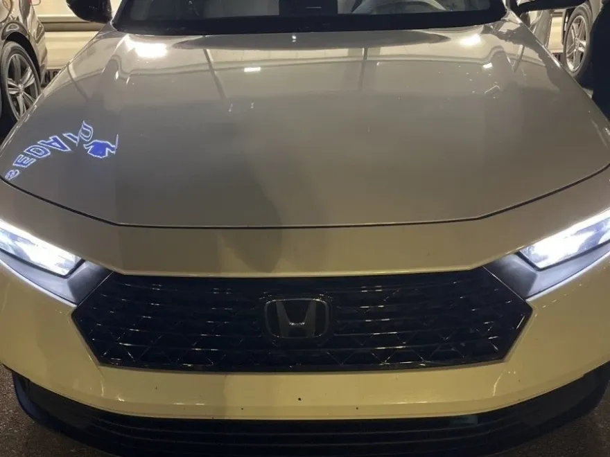 2023 Honda Accord LX photo 1