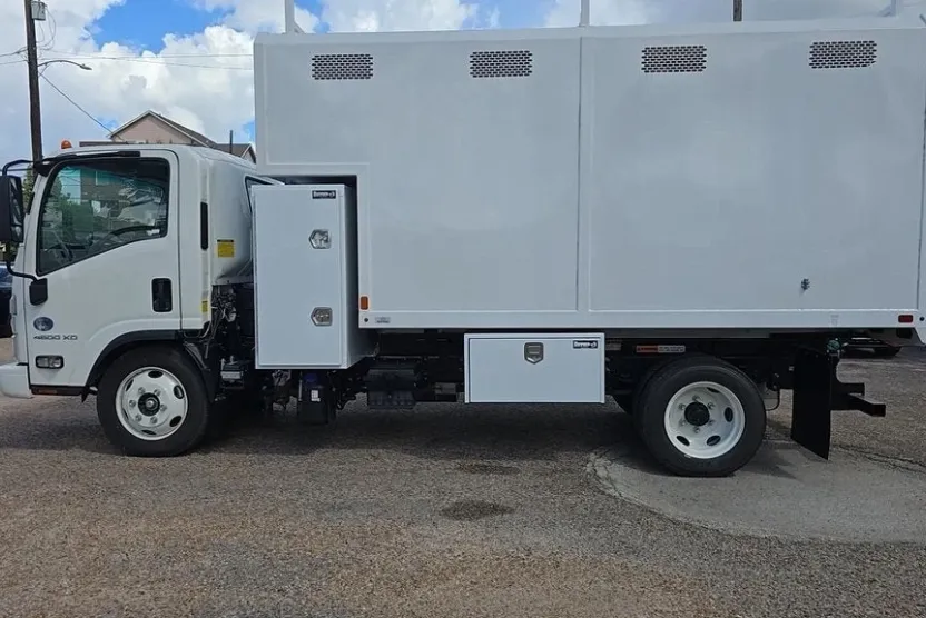 2024 Chevrolet Silverado 4500HD Base photo 1