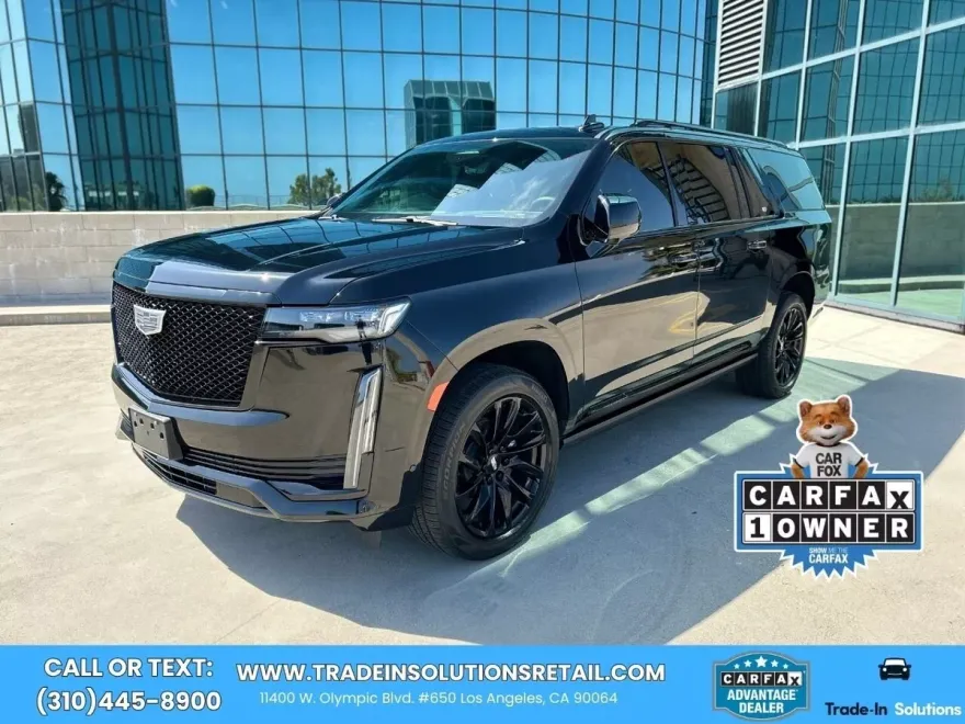 2023 Cadillac Escalade ESV Sport photo 1
