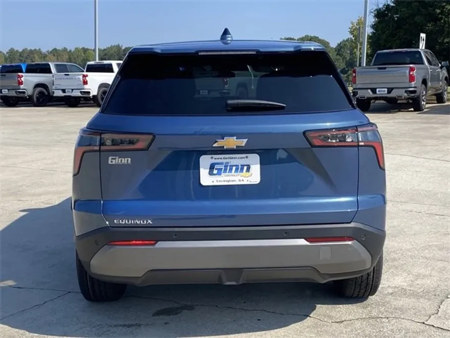 2026 Chevrolet Equinox LT photo 1