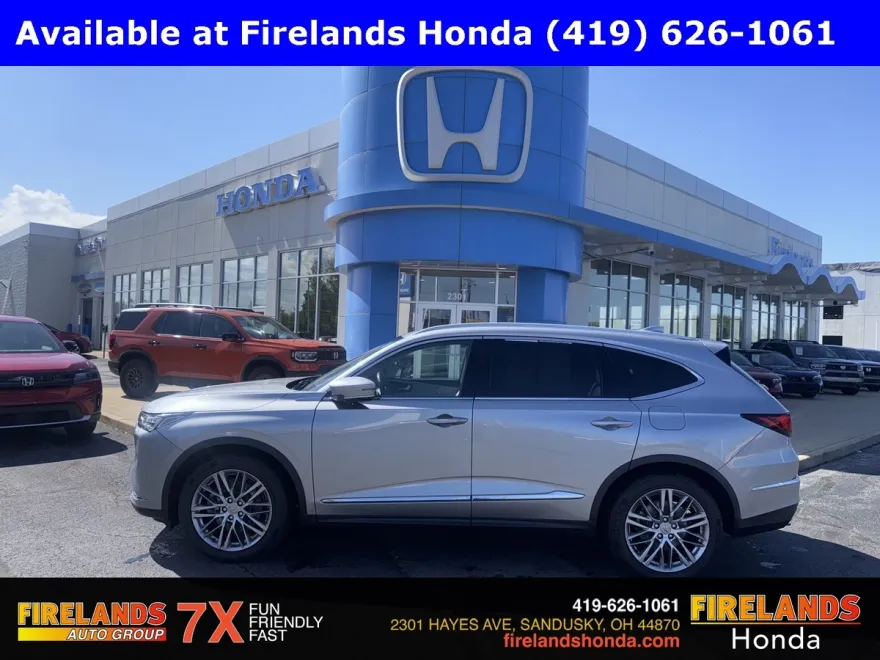 2022 Acura MDX SH-AWD Advance photo 1