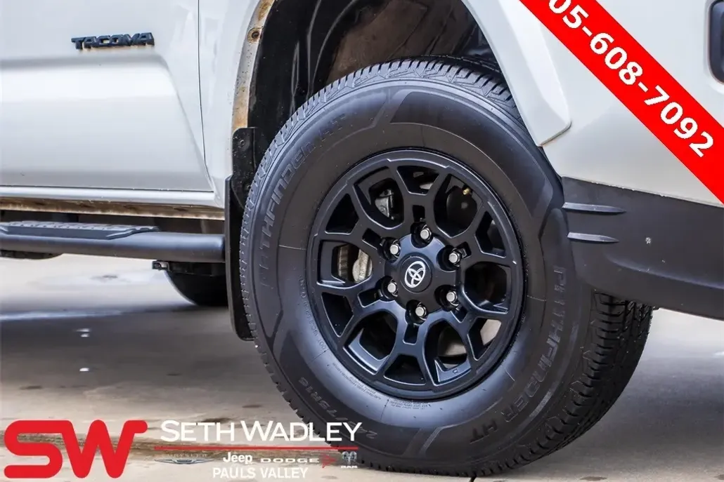 2022 Toyota Tacoma SR5 V6 photo 1