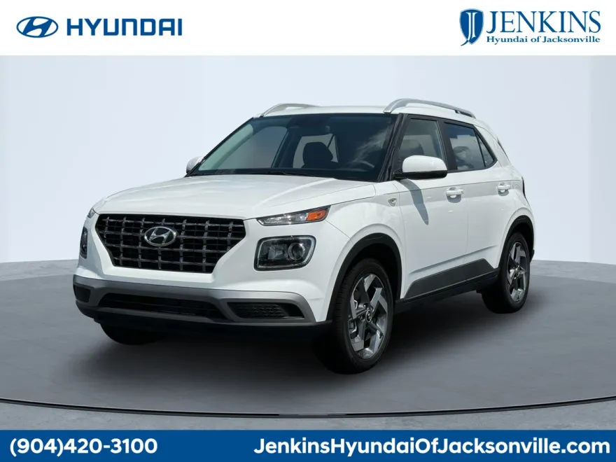 2025 Hyundai Venue SEL photo 1