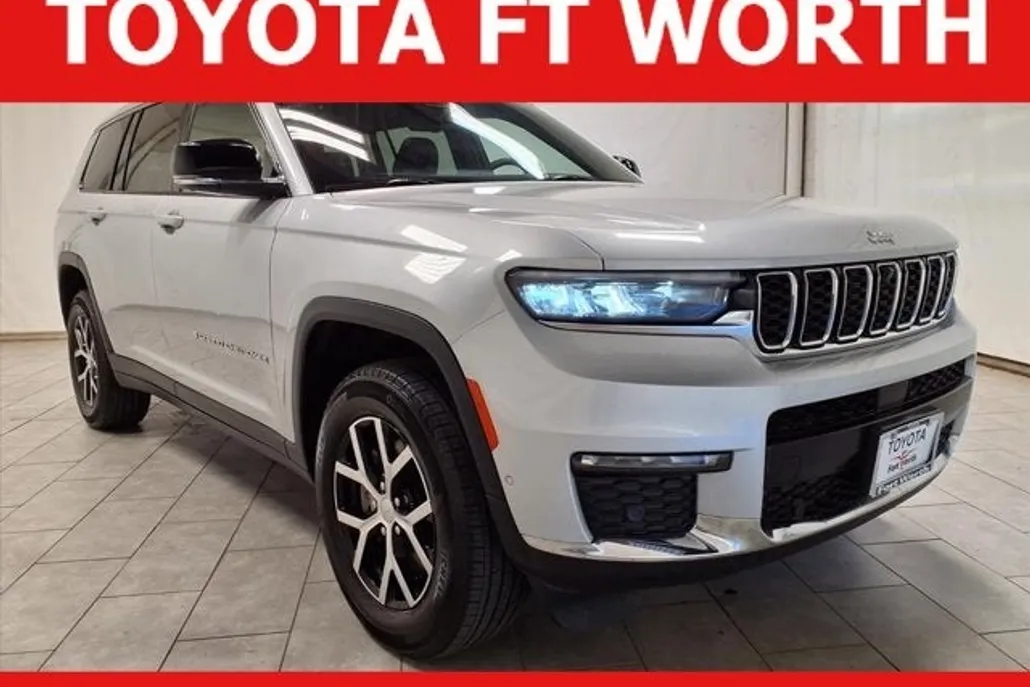2024 Jeep Grand Cherokee Limited photo 1