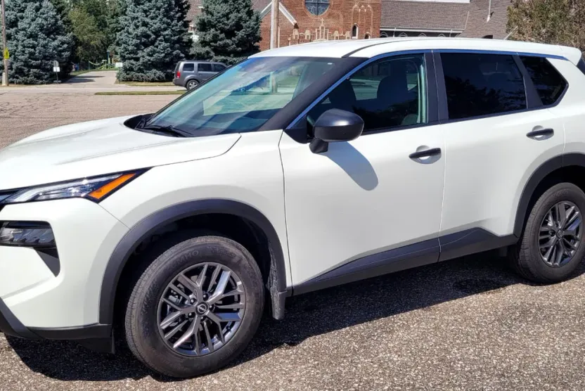 2025 Nissan Rogue S photo 1
