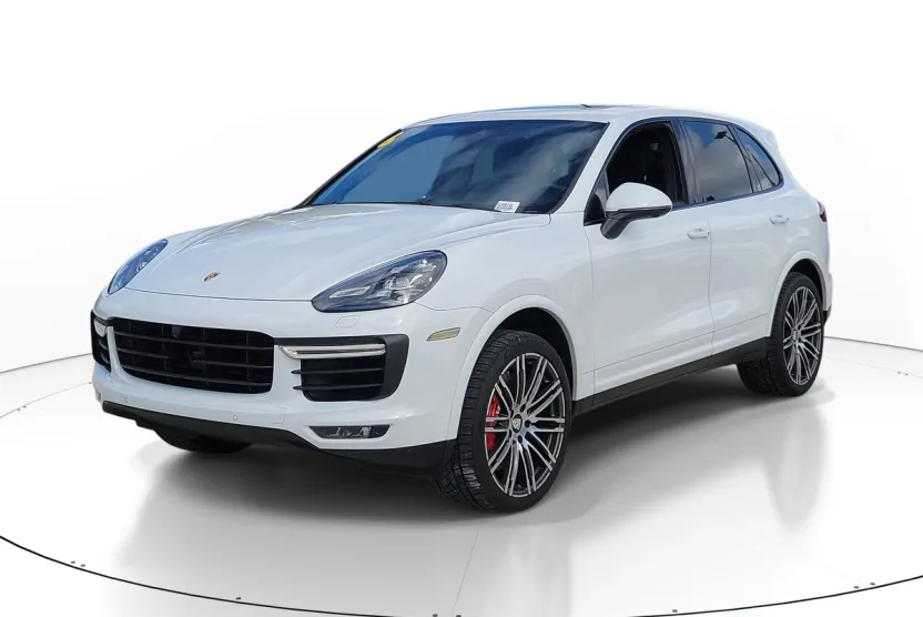 2016 Porsche Cayenne Turbo photo 1