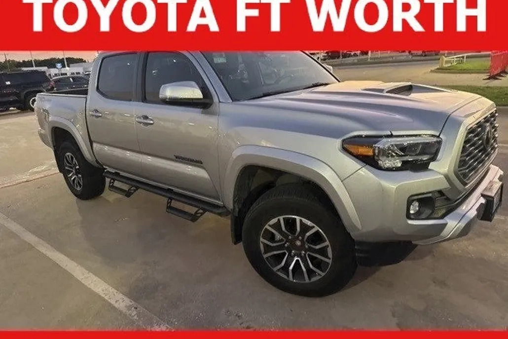 2023 Toyota Tacoma TRD Sport V6 photo 1